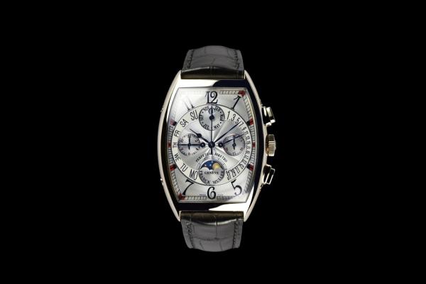 パーペチュアルカレンダー ビーレトログラード クロノグラフ