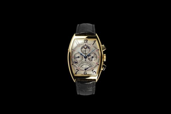 トノウ・カーベックス パーペチュアルカレンダー クロノグラフ 18K Dバックル付